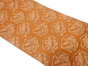 アンティーク　亀甲に花・蝶模様織り出し名古屋帯（着用可）